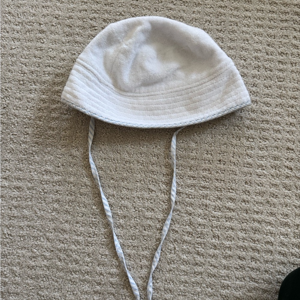Minnow terry cloth bucket hat White French blue Baby Sun Hat with Chin Ties